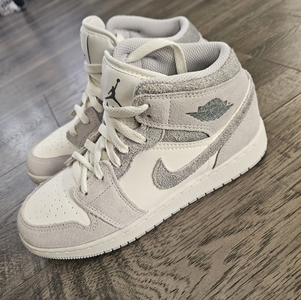 Nike Air Jordan High Top Sneakers - White & Light Gray